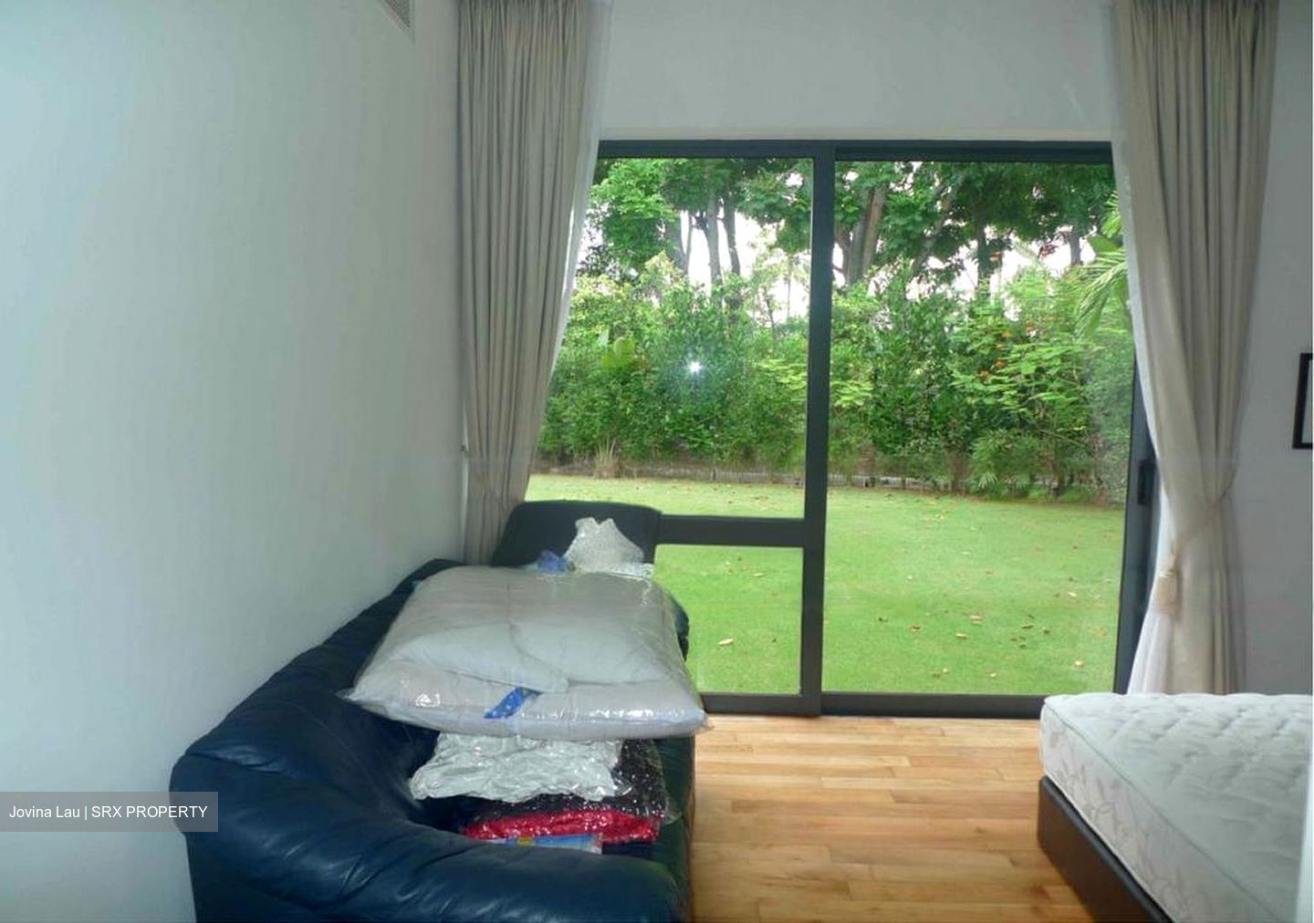Cove Drive (D4), Detached #469749081